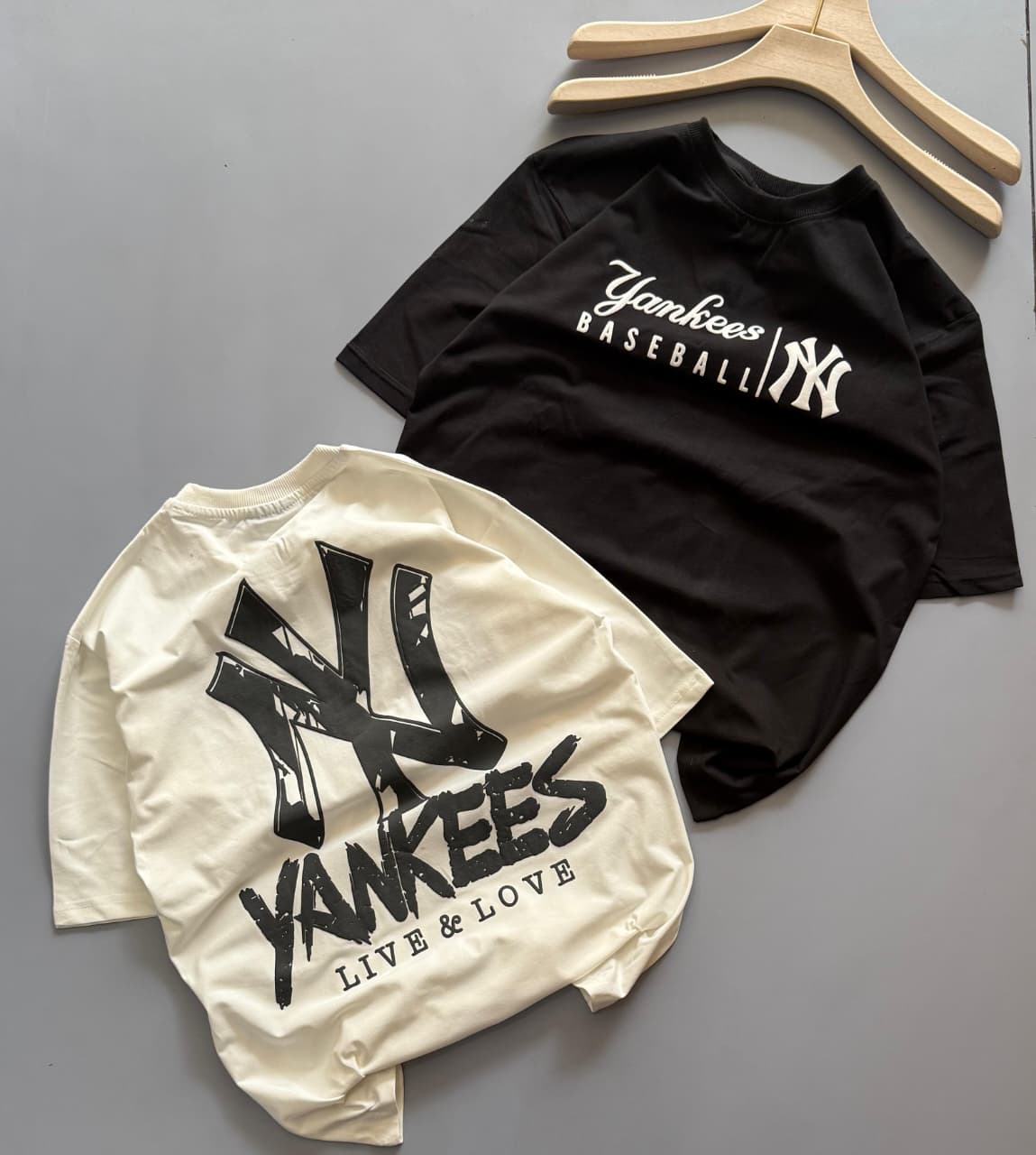 YANKEES Premium Drop Shoulder T-Shirt